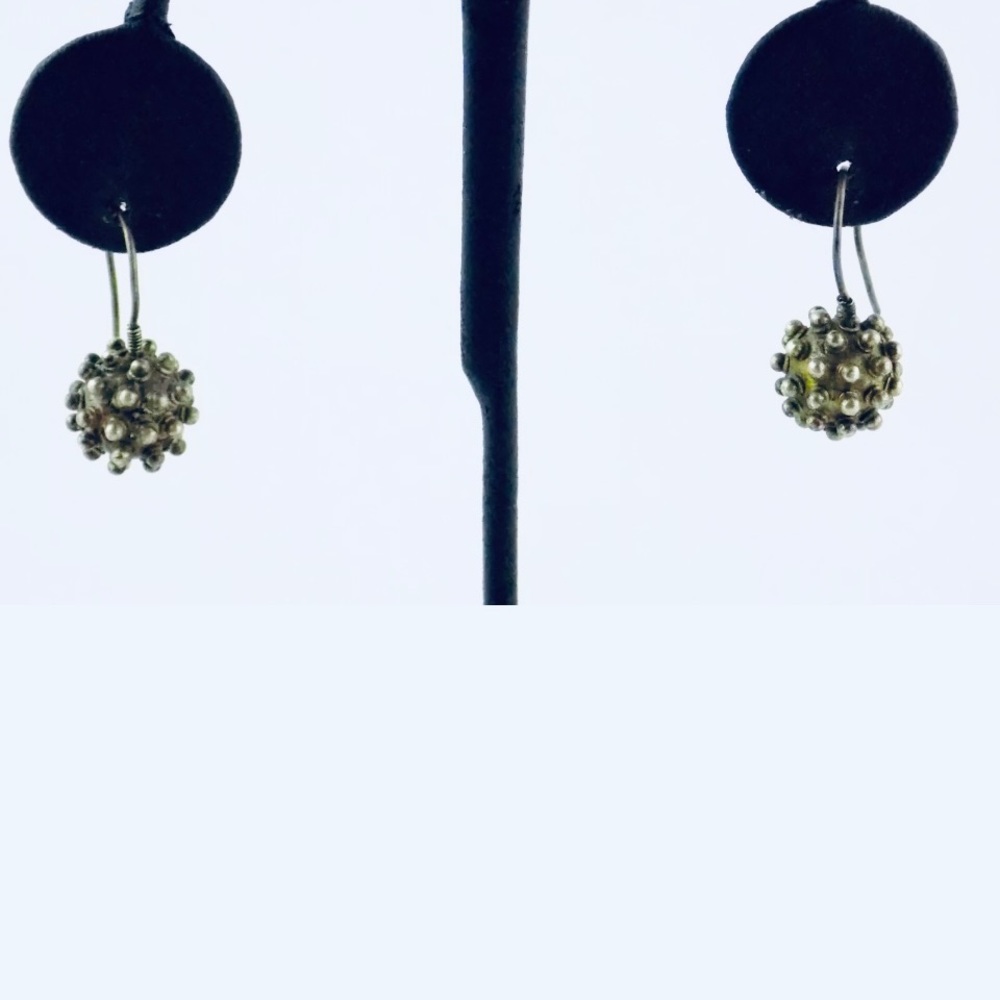 Vintage Unmarked Sterling Silver Spinner Sputnik Style Hook Earrings 5.9g, 1”.